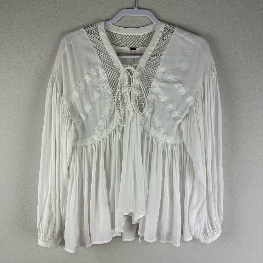Free People White Pebbled Bohemian Boho Don’t Let Go Peasant Top Size Small